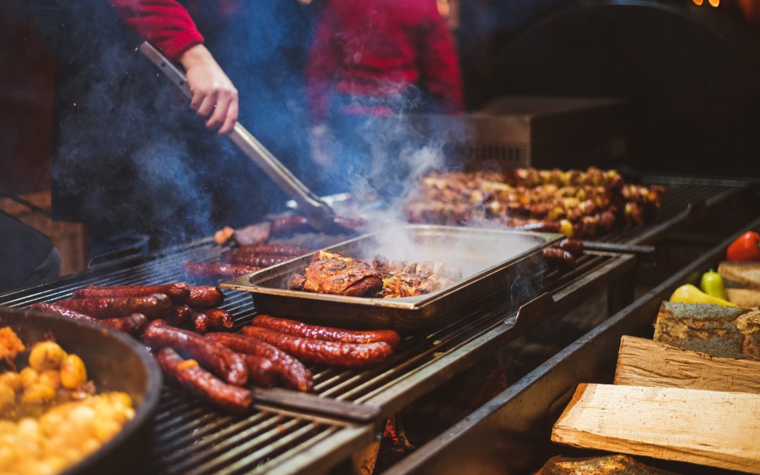 How Much BBQ Per Person for Catering? A Simple Planning Guide
